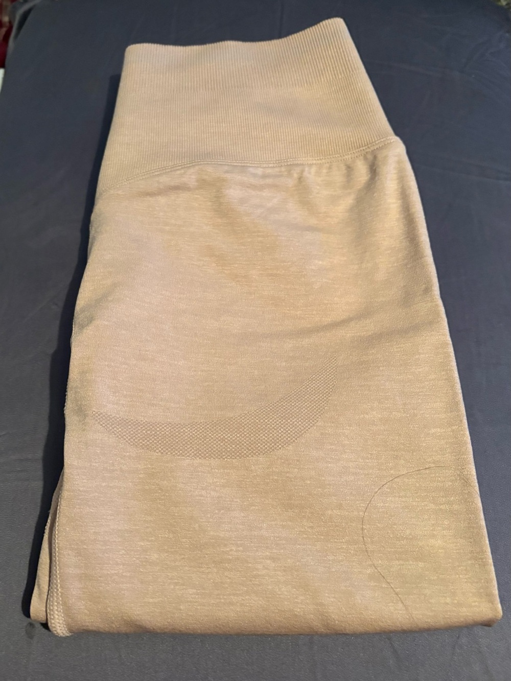 BuffBunny BBL seamless leggings- NWOT